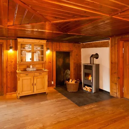 Wald-ferienhaus-seefried *