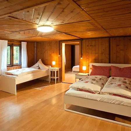 Wald-ferienhaus-seefried
