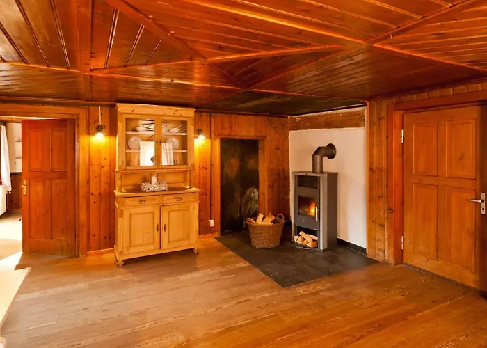 Wald-ferienhaus-seefried *